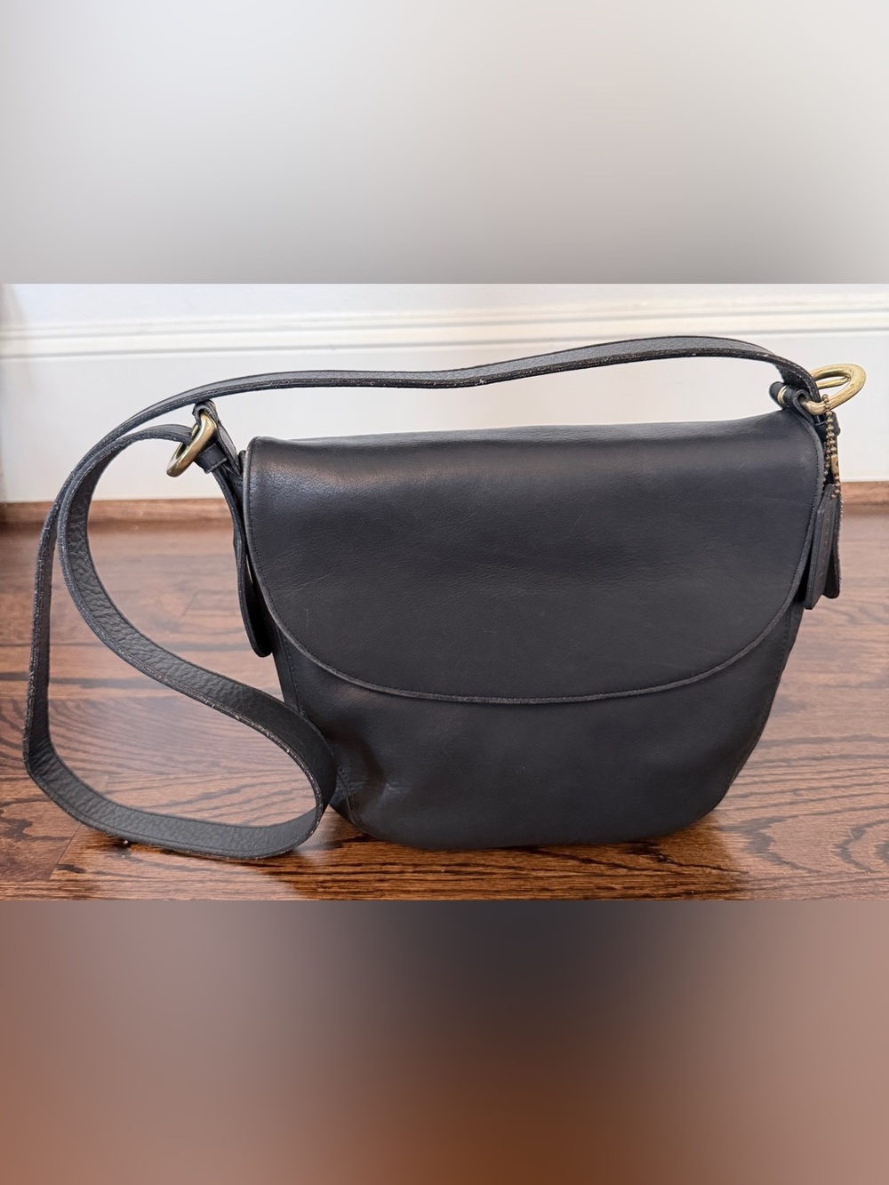 Vintage Coach 4132 Carlton Bag - Navy